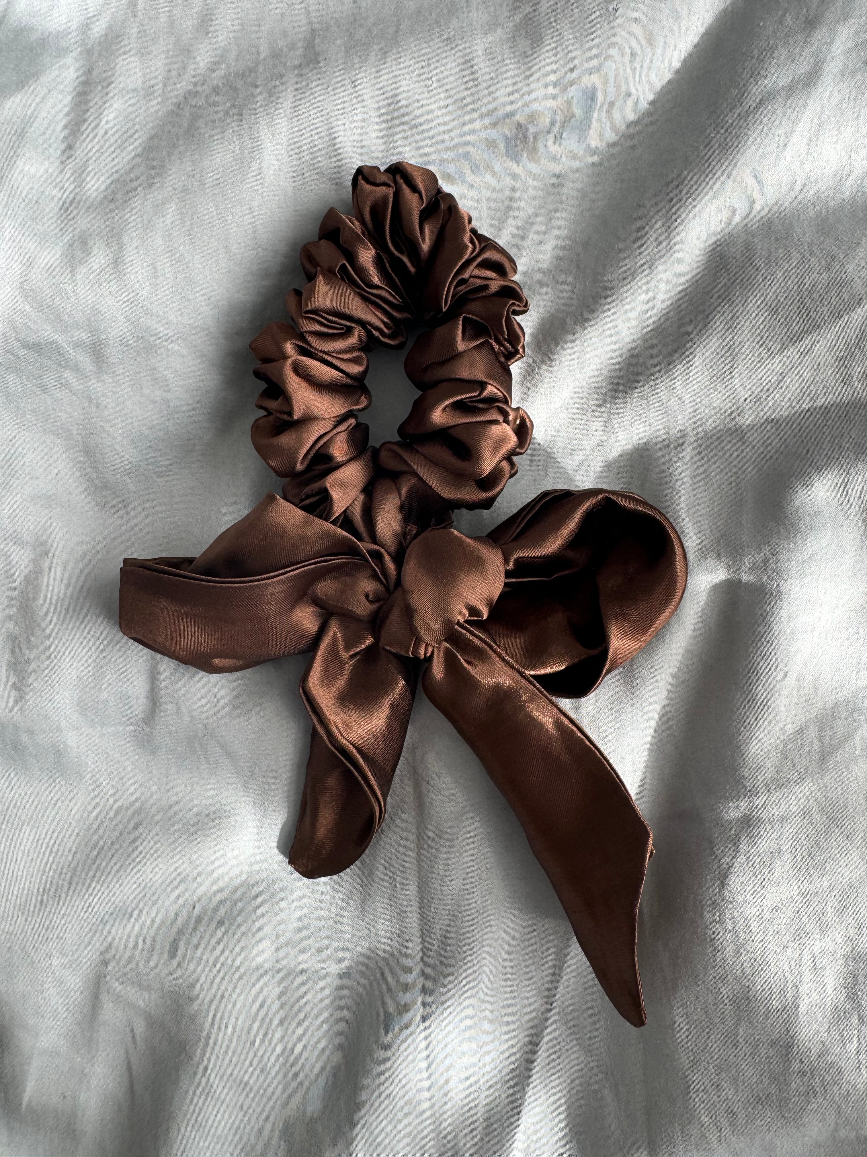 Scrunchie Legs