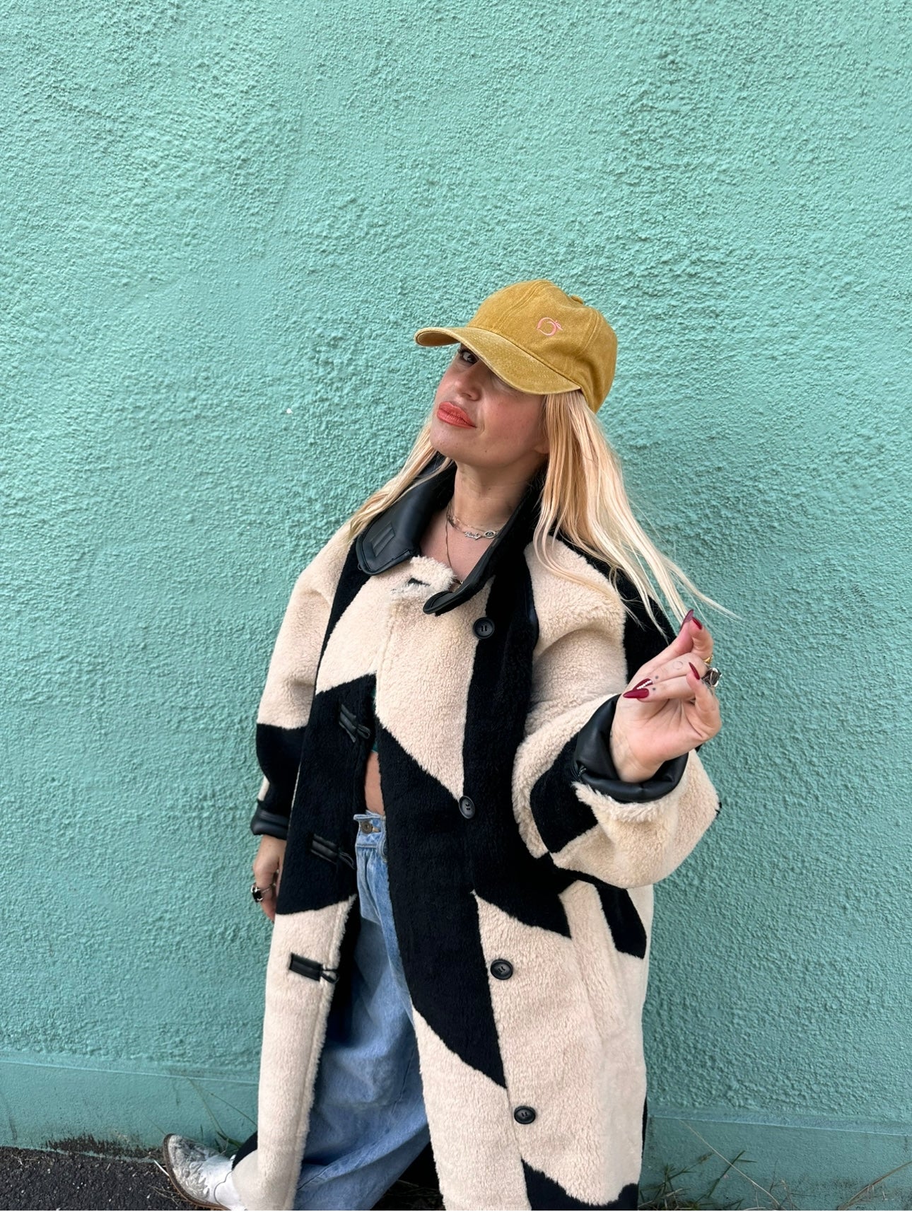 Silky lined baseball cap