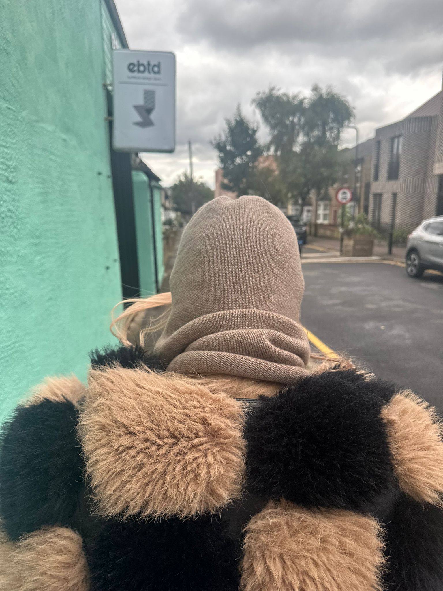 The Silky Lined Cashmere Snood