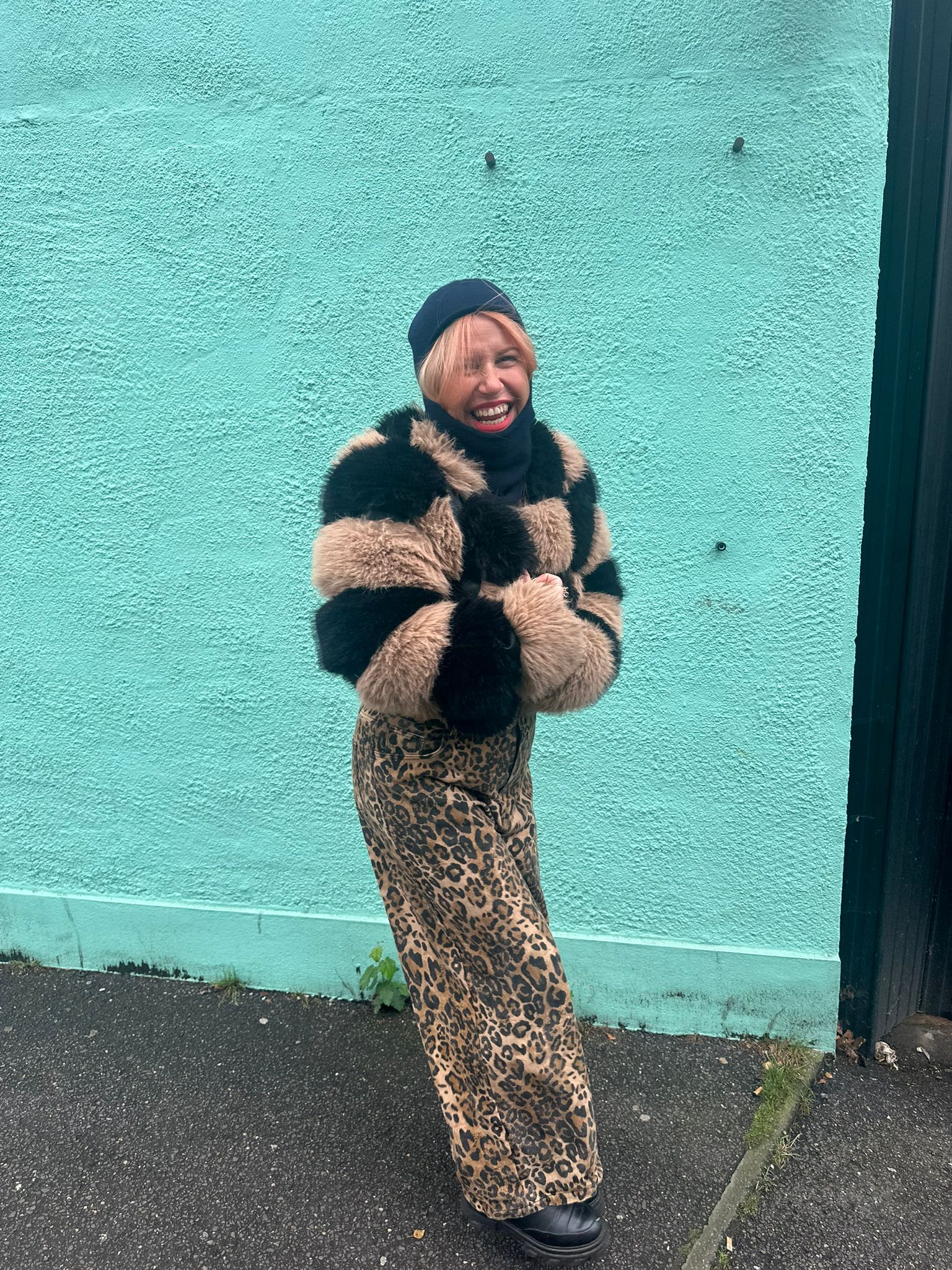 The Silky Lined Cashmere Snood