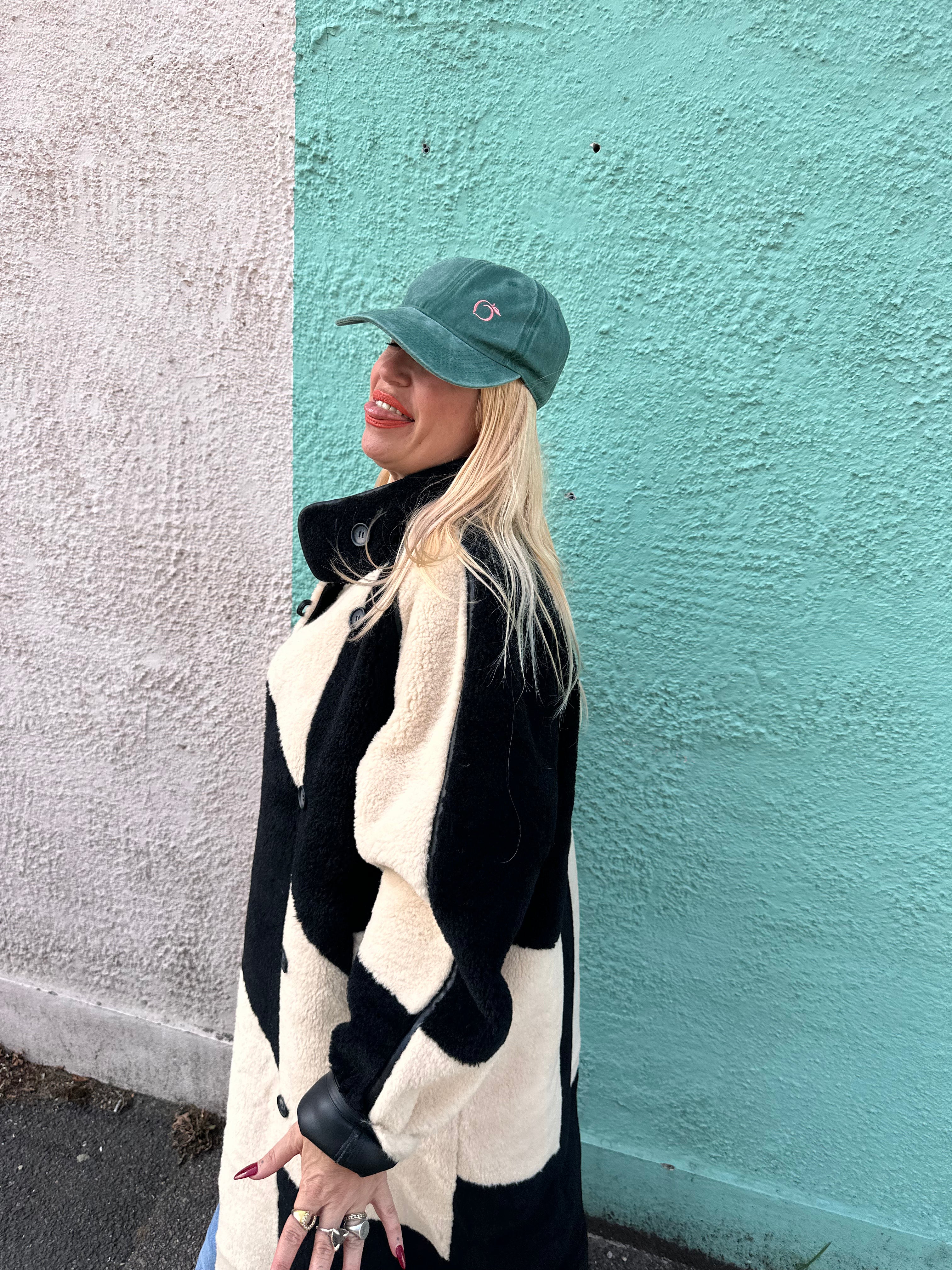 Silky lined baseball cap